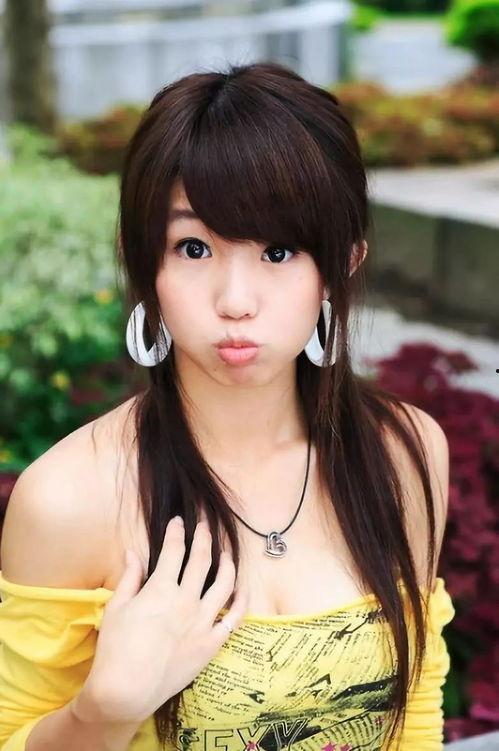 小阿哲爆料瑶瑶视频播放,瑶瑶视频播放背后的惊人真相